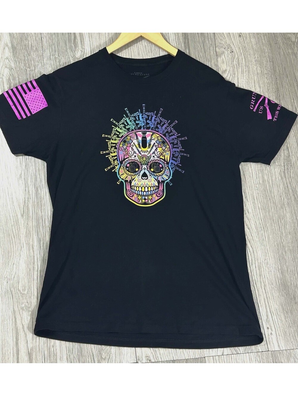 GRUNT STYLE SUGAR SKULL WEAPONS TEE, BLACK WITH VIBRANT DIA DE LOS MUERTOS SKULL